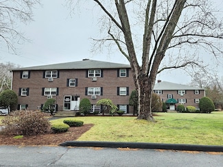 96 Richardson Rd Unit B21, North Chelmsford, MA 01863