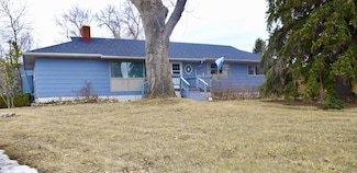 215 S Kansas St, Conrad, MT 59425