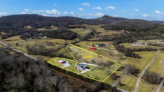 555 Old Woodbury Pike, Readyville, TN 37149