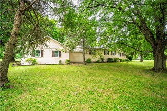 3499 Daniels Rd, Nazareth, PA 18064