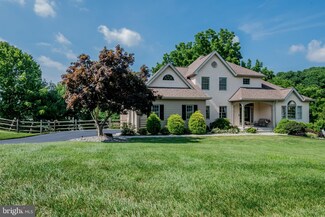 9 Taylors Mill Ln, Wilmington, DE 19808