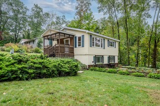24639 Walnut St, Dowagiac, MI 49047