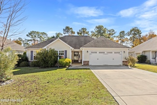 215 Marsh Haven Dr, Sneads Ferry, NC 28460