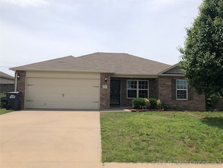 14920 S Pin Oak St, Glenpool, OK 74033