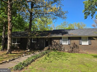 8 Randolph Dr NW, Rome, GA 30165