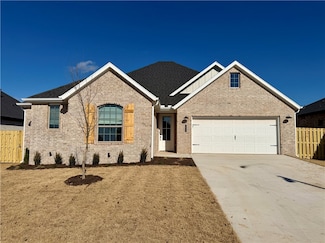 1908 Farmer St, Pea Ridge, AR 72751