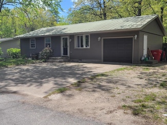 14316 Hobart St, Cedar Lake, IN 46303
