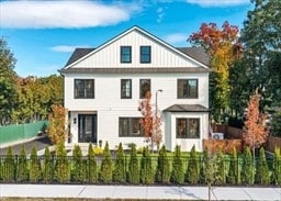 286 Nevada St Unit 286, Newton, MA 02460