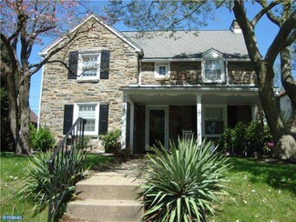 921 Blythe Ave, Drexel Hill, PA 19026