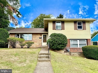 7620 Front St, Cheltenham, PA 19012