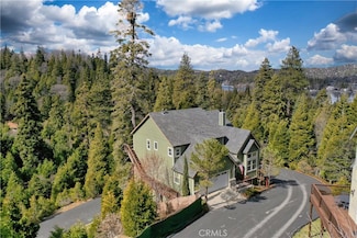 28449 Fresh Spring Ln, Lake Arrowhead, CA 92352