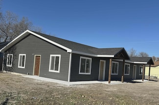 607-609 E 12th St, North Platte, NE 69101