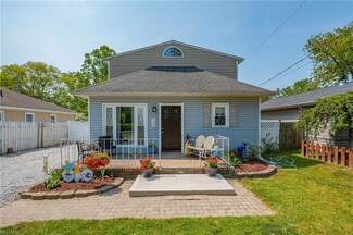 6972 Lake Rd, Madison, OH 44057