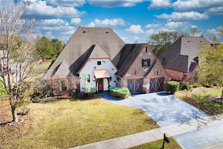 301 SW Beaujolet St, Bentonville, AR 72712