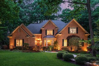 3306 Oak Brook Dr, Waxhaw, NC 28173