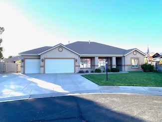 2714 Cove Cir, Santa Clara, UT 84765