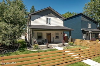 2119 E Lakeside Ave, Coeur D Alene, ID 83814