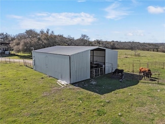 2359 Fm 935, Chilton, TX 76632