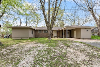 407 E Holly St, Sheridan, AR 72150