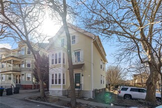 15 Carrington Ave, Providence, RI 02906