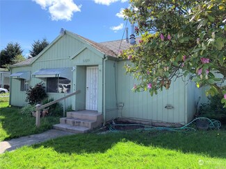 12215 45th Ave S, Tukwila, WA 98178