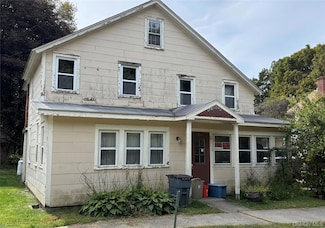 34 Myrtle Ave, Pine Plains, NY 12567