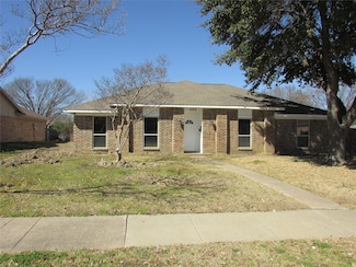 3103 Berkshire Dr, Mesquite, TX 75150