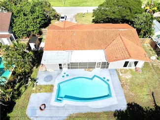 912 NE 9th Ct, Pompano Beach, FL 33060