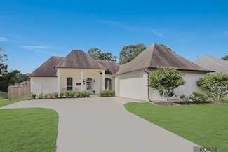 12590 Lakeland Dr, Walker, LA 70785