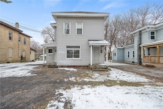 262 W 4th St S, Fulton, NY 13069