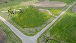 2212 Deer Run Ave, Winterset, IA 50273