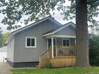 1641 Silman St, Ferndale, MI 48220