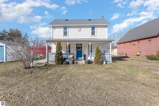 2615 E Maple Rapids Rd, Elsie, MI 48831