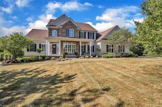 495 W Homestead Dr, Aurora, OH 44202