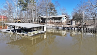 357 Resort Rd, Holly Grove, AR 72069