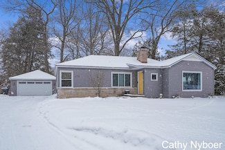 676 Cambridge Dr, Norton Shores, MI 49441