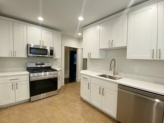 4 Banks St Unit 1, Somerville, MA 02144