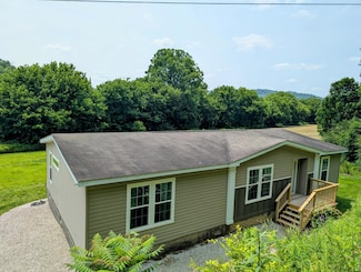 13735 Kentucky 66, Oneida, KY 40972