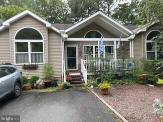 1304 Ocean Pkwy, Berlin, MD 21811