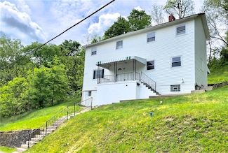 321 Maple Ave, Oakdale, PA 15071