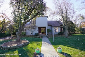 26 Ada Place, Staten Island, NY 10301