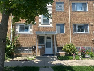 3018 W Granville Ave, Chicago, IL 60659