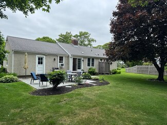54 Ocean Ave, South Yarmouth, MA 02664