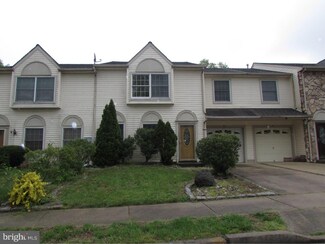 43 Shady Brooke Ln, Swedesboro, NJ 08085