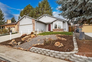 5672 W Drawbridge Dr, Boise, ID 83703