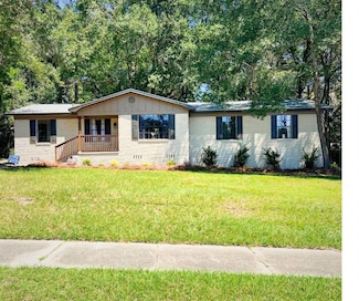 2813 Longleaf Dr, Mobile, AL 36693