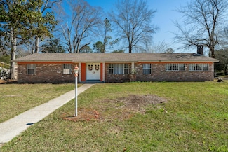 2816 Williamsburg Rd, Hattiesburg, MS 39402