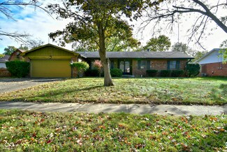 417 Southmore St, Plainfield, IN 46168