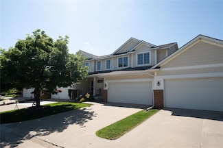 9932 Cheshire Ln, Johnston, IA 50131