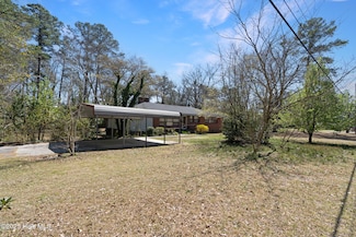 1306 Carolina Dr, Rockingham, NC 28379